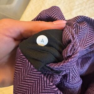 Lululemon Purple chevron/herringbone 7/8 leggings